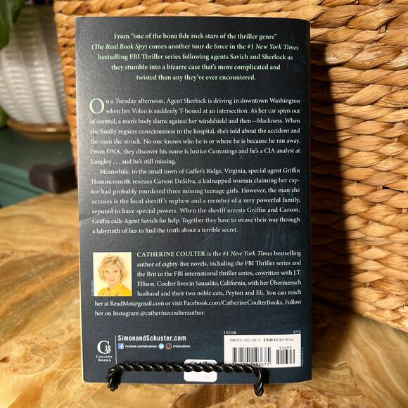 Labyrinth-Novel Catherine Coulter - Picture 3 of 4